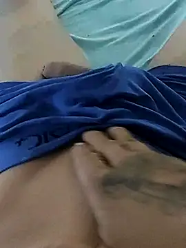 Snapshot of russobrabo chatting on December 15, 2025, 8:09 am russobrabo online show from December 15, 2025, 8:09 am