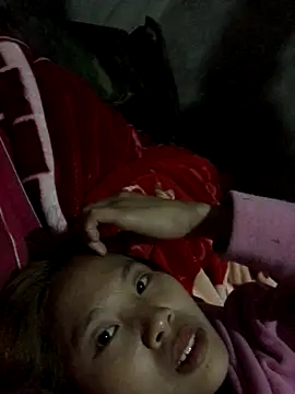 Snapshot of lamcora chatting on December 15, 2025, 12:44 pm lamcora online show from December 15, 2025, 12:44 pm