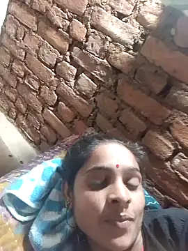 Snapshot of Rinki_malhotra chatting on January 12, 2026, 1:29 pm Rinki malhotra online show from January 12, 2026, 1:29 pm