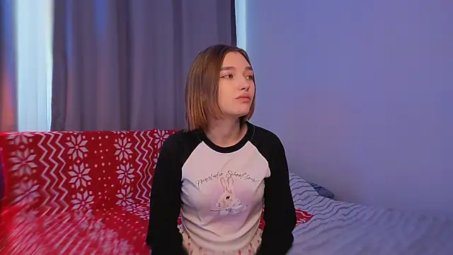 Leyla crsh online show from February 18, 2026, 6:11 am