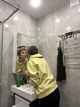 Snapshot of Sensual_Flower chatting on February 13, 2026, 7:08 am Sensual Flower online show from February 13, 2026, 7:08 am