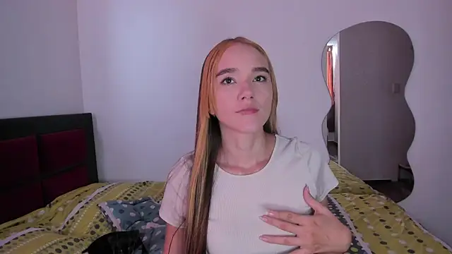 CRISTAL T2 online show from March 10, 2026, 8:24 pm