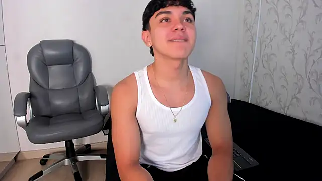 Snapshot of _TaylorBlack chatting on February 23, 2026, 11:33 am TaylorBlack online show from February 23, 2026, 11:33 am