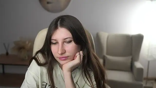 AudieHornback online show from December 17, 2025, 11:37 am