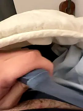 Snapshot of pedroemanuel19 chatting on December 15, 2025, 6:25 pm pedroemanuel19 online show from December 15, 2025, 6:25 pm