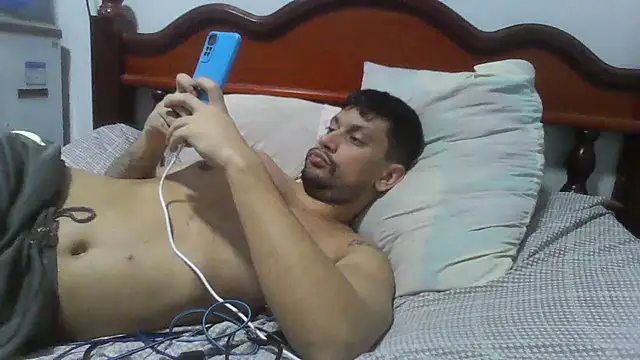 Snapshot of moreno_dotado22 chatting on June 2, 2026, 11:16 pm moreno dotado22 online show from June 2, 2026, 11:16 pm