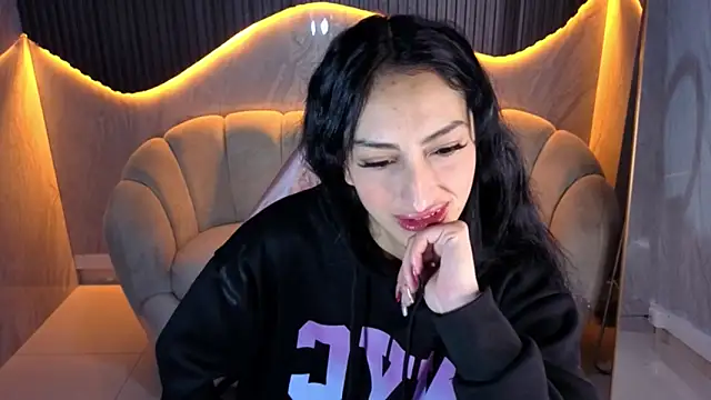 Tifany Tx online show from March 25, 2026, 12:37 pm