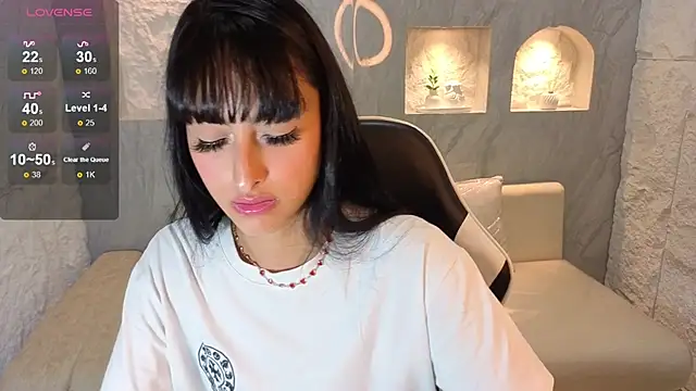 Snapshot of Tifany_Tx chatting on December 17, 2025, 12:21 pm Tifany Tx online show from December 17, 2025, 12:21 pm