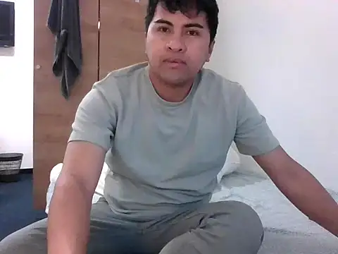 Snapshot of sweetpinoy2027 chatting on January 6, 2026, 1:59 pm sweetpinoy2027 online show from January 6, 2026, 1:59 pm