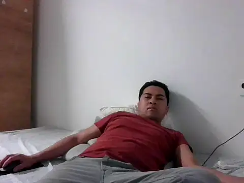 Snapshot of sweetpinoy2027 chatting on February 16, 2026, 3:10 pm sweetpinoy2027 online show from February 16, 2026, 3:10 pm