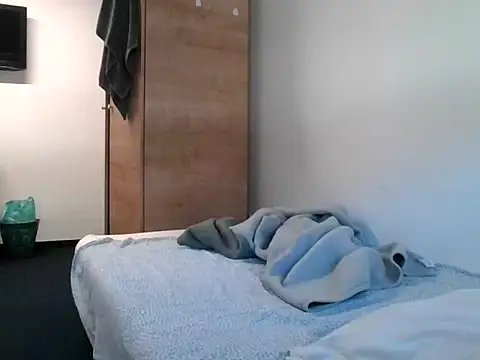 Snapshot of sweetpinoy2027 chatting on January 14, 2026, 1:04 pm sweetpinoy2027 online show from January 14, 2026, 1:04 pm