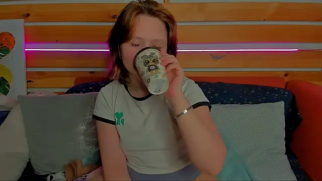 Mary Bryantt online show from February 16, 2026, 8:24 am