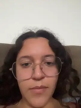 mayhoneyhot online show from February 26, 2026, 10:10 pm