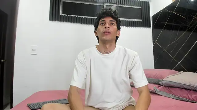 Emer santos online show from January 9, 2026, 8:05 pm