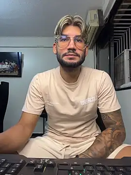 thedragonboyxxx online show from March 25, 2026, 3:17 am