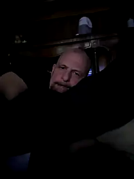 K9handler1 online show from December 16, 2025, 11:42 pm