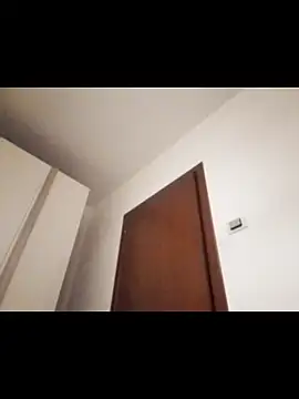 Snapshot of Durdllo90 chatting on February 11, 2026, 9:36 pm Durdllo90 online show from February 11, 2026, 9:36 pm