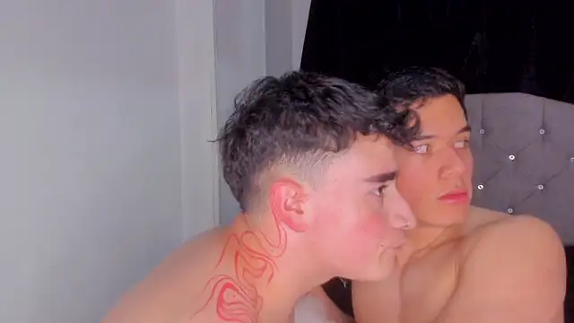 naughtysalomon   online show from December 19, 2025, 11:07 pm