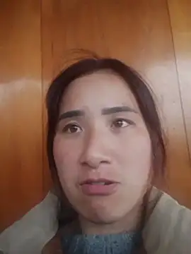 Snapshot of Belinda-686 chatting on December 16, 2025, 5:11 am Belinda-686 online show from December 16, 2025, 5:11 am