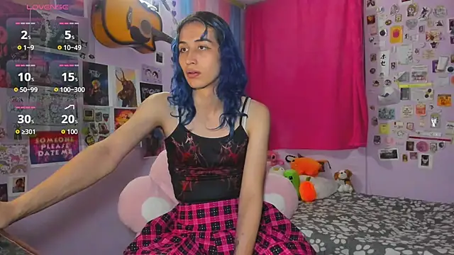 Snapshot of Elis-Darling chatting on June 9, 2026, 11:17 pm Elis-Darling online show from June 9, 2026, 11:17 pm