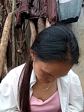 Girl cutee online show from February 17, 2026, 9:28 am