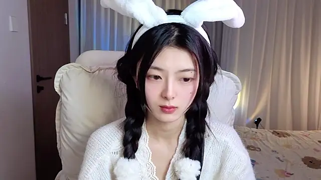 Snapshot of Koikoi___ chatting on February 13, 2026, 4:12 am Koikoi online show from February 13, 2026, 4:12 am