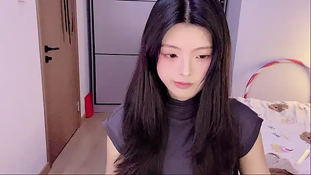 Snapshot of Koikoi___ chatting on December 20, 2025, 1:36 pm Koikoi online show from December 20, 2025, 1:36 pm