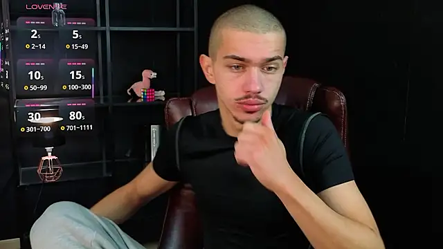 KaydenDrew online show from March 18, 2026, 5:10 am