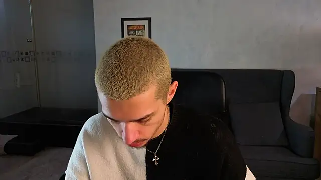 KaydenDrew online show from April 5, 2026, 4:30 am