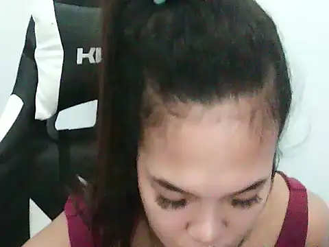 Snapshot of CleopatraLee chatting on December 16, 2025, 12:42 pm CleopatraLee online show from December 16, 2025, 12:42 pm