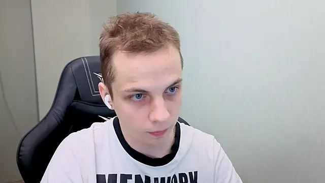 Markooaa online show from April 15, 2026, 7:18 pm