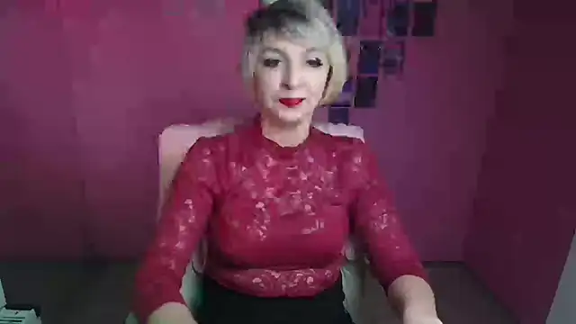 Snapshot of Lana_Foxyy chatting on February 28, 2026, 4:01 am Lana Foxyy online show from February 28, 2026, 4:01 am