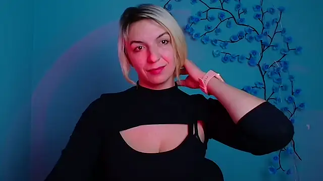 Snapshot of Lana_Foxyy chatting on January 5, 2026, 5:27 pm Lana Foxyy online show from January 5, 2026, 5:27 pm