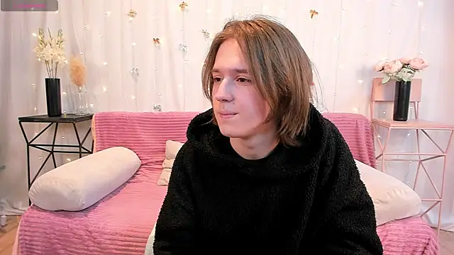 Snapshot of tagoyon chatting on December 20, 2025, 12:41 pm tagoyon online show from December 20, 2025, 12:41 pm