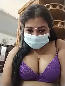 Snapshot of Nilima-Sen chatting on June 16, 2026, 12:49 pm Nilima-Sen online show from June 16, 2026, 12:49 pm