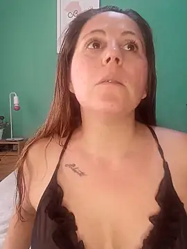 Snapshot of SofiEsteves chatting on March 1, 2026, 7:14 pm SofiEsteves online show from March 1, 2026, 7:14 pm