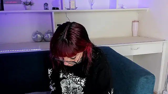 Snapshot of morgana_white chatting on April 22, 2026, 10:55 am morgana white online show from April 22, 2026, 10:55 am