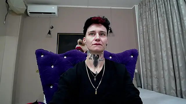 Snapshot of KennyXSX chatting on May 2, 2026, 12:21 pm KennyXSX online show from May 2, 2026, 12:21 pm