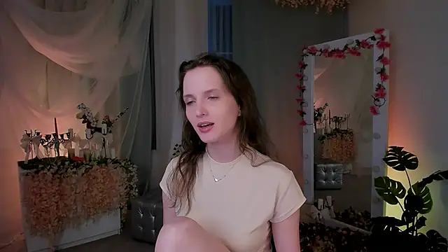 Snapshot of Ariadna_Shy chatting on February 17, 2025, 2:53 am Ariadna Shy online show from February 17, 2025, 2:53 am