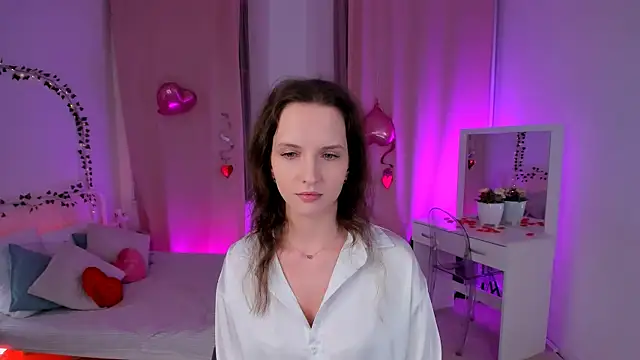 Snapshot of Ariadna_Shy chatting on February 14, 2025, 10:25 pm Ariadna Shy online show from February 14, 2025, 10:25 pm