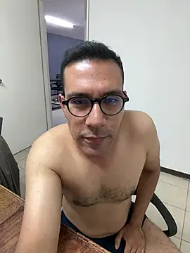 Snapshot of AdrianGarcia89 chatting on June 11, 2026, 2:53 am AdrianGarcia89 online show from June 11, 2026, 2:53 am