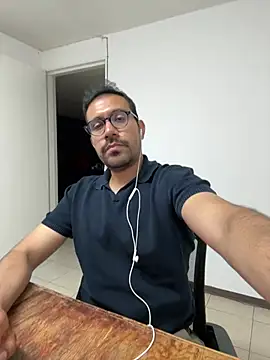 Snapshot of AdrianGarcia89 chatting on July 30, 2026, 1:16 am AdrianGarcia89 online show from July 30, 2026, 1:16 am