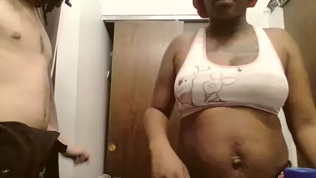 Snapshot of eXoTicCaNnIe chatting on December 17, 2025, 3:00 am eXoTicCaNnIe online show from December 17, 2025, 3:00 am