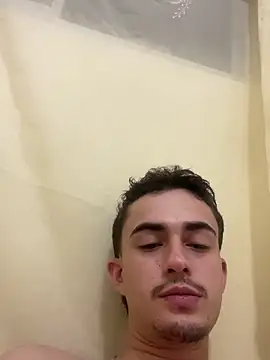 Snapshot of roger_rabiit chatting on December 17, 2025, 8:52 am roger rabiit online show from December 17, 2025, 8:52 am