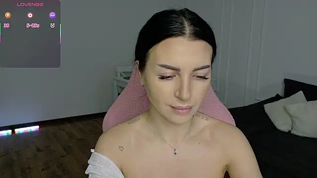 Lady charm   online show from January 13, 2026, 6:28 am