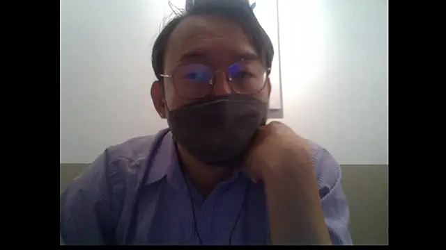 Snapshot of littlegoddyboy chatting on January 6, 2026, 2:15 am littlegoddyboy online show from January 6, 2026, 2:15 am