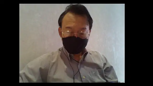 Snapshot of littlegoddyboy chatting on February 25, 2026, 5:18 am littlegoddyboy online show from February 25, 2026, 5:18 am