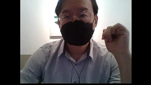 Snapshot of littlegoddyboy chatting on February 3, 2026, 4:21 am littlegoddyboy online show from February 3, 2026, 4:21 am