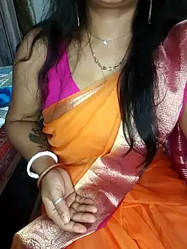 Snapshot of MAHI066 chatting on April 10, 2026, 3:19 pm MAHI066 online show from April 10, 2026, 3:19 pm