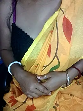 Snapshot of MAHI066 chatting on April 5, 2026, 3:08 pm MAHI066 online show from April 5, 2026, 3:08 pm